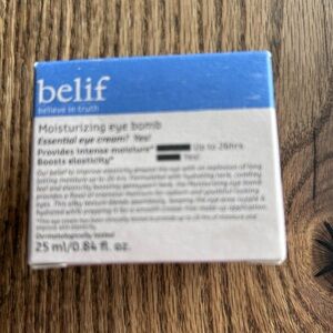 Belif Moisturizing Eye Bomb